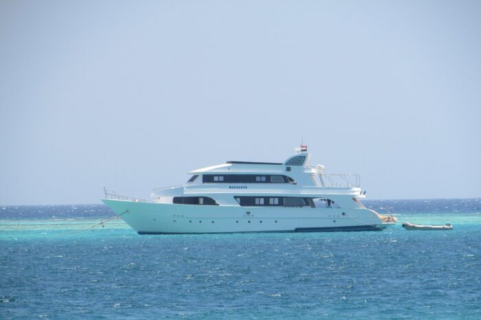 Gita all’isola di Orange Bay Hurghada – Escursioni in barca