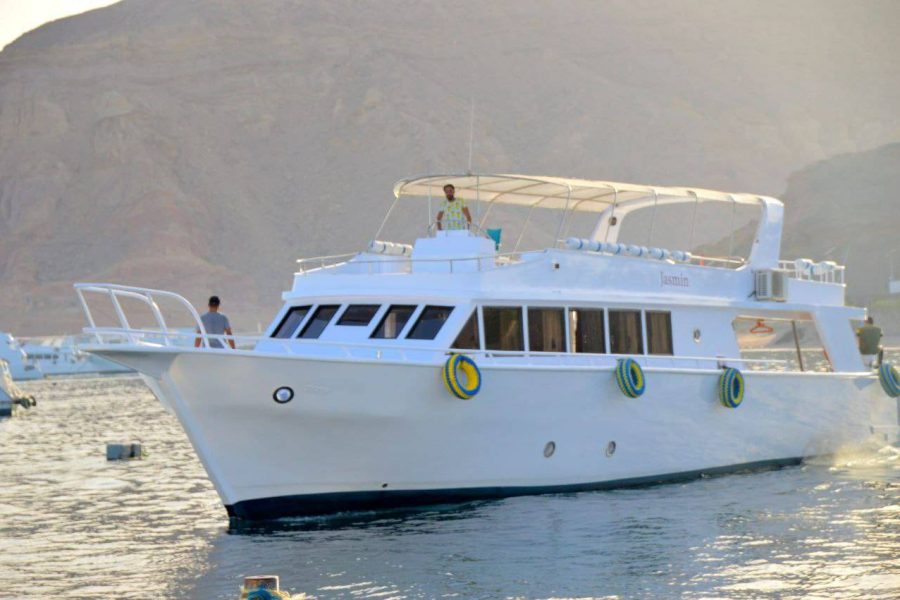 Private Yacht Sharm El Sheikh for Luxury Red Sea Cruises